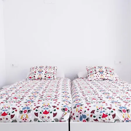 Casa Completa Triplex & Parking By Gades Gestion Appartamento *